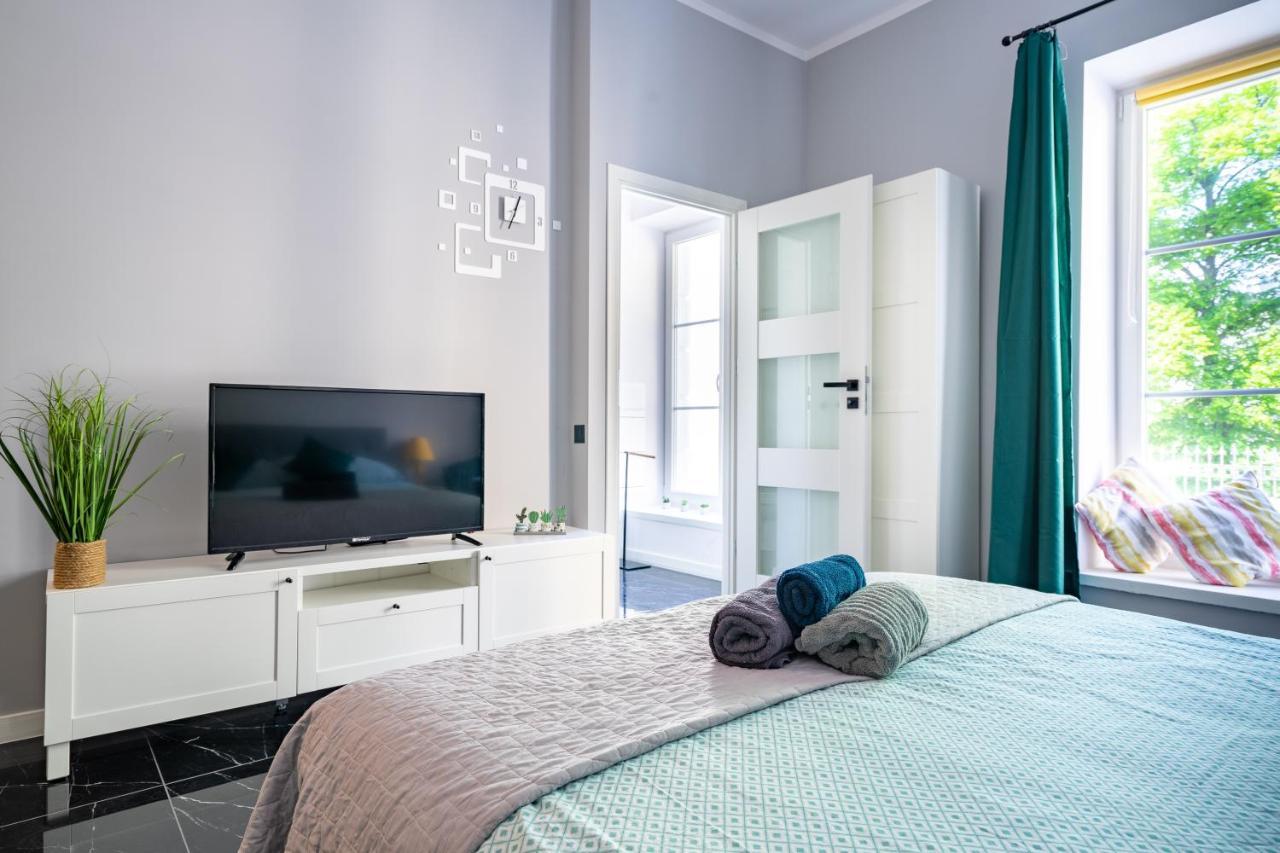 Stylish Studio In The Heart Of The City. Варшава Екстериор снимка