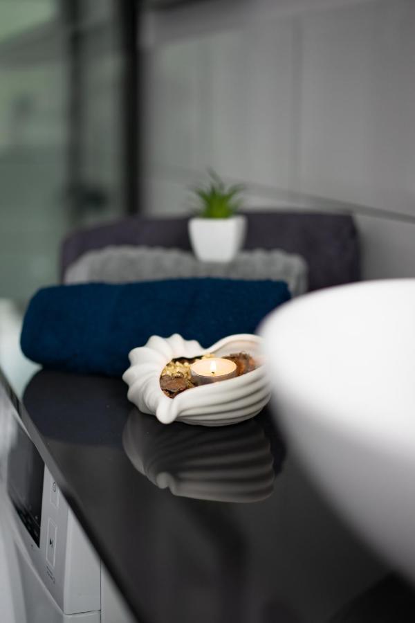 Stylish Studio In The Heart Of The City. Варшава Екстериор снимка